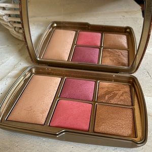 Hourglass Ambient Lighting Edit Unlocked Universe Palette
